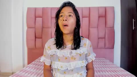 Snapshot of euphoria_hotgirl chatting on 10.18.25 Euphoria online show from 10.18.25