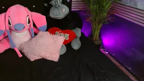 Snapshot of eva_06 chatting on 11.10.25 eva_06 online show from 11.10.25