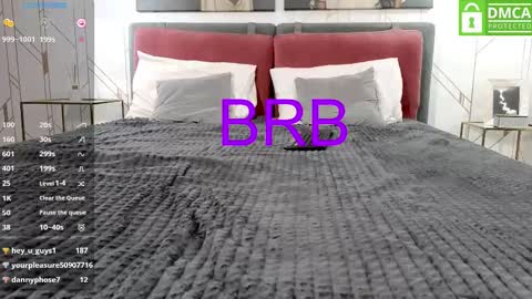 Snapshot of eva__summers chatting on 03.10.25 Eva online show from 03.10.25