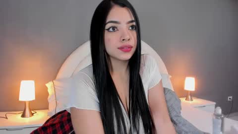 EVA  online show from 02.20.25