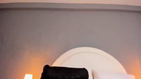 EVA  online show from 03.09.25