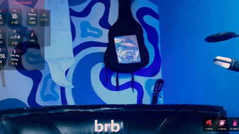 Iris Smile  independent model online show from 10.29.25