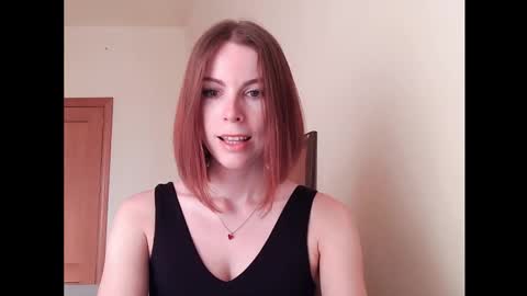 Snapshot of eva_cutesmile chatting on 09.14.25 Eva online show from 09.14.25