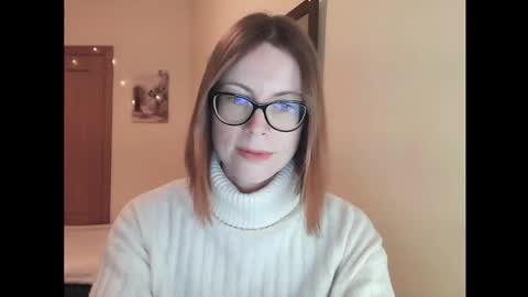 Snapshot of eva_cutesmile chatting on 11.27.25 Eva online show from 11.27.25