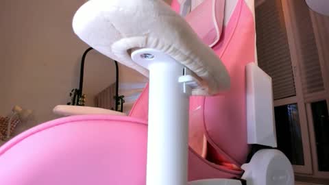 Eva Davis online show from 03.12.26