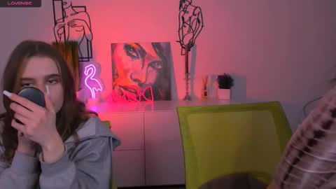 Snapshot of eva_drive chatting on 10.21.25 your dream online show from 10.21.25