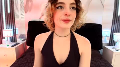 E V A online show from 09.24.25