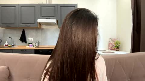 Snapshot of eva_jess_ chatting on 04.13.26 Eva online show from 04.13.26