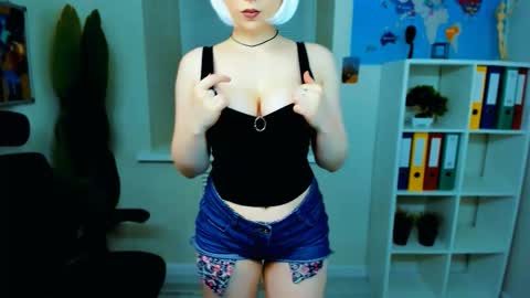 Eva online show from 09.21.25