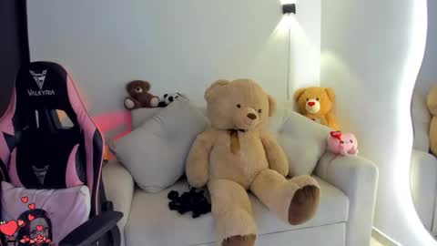 Eva   online show from 03.08.26