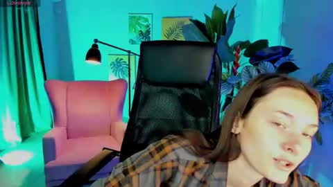 Snapshot of eva_leeee chatting on 06.22.26 Eva online show from 06.22.26