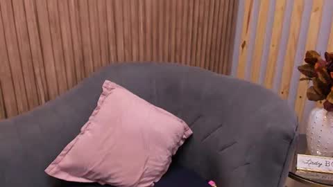 Snapshot of eva_macalliter chatting on 02.08.25 Angelinne online show from 02.08.25