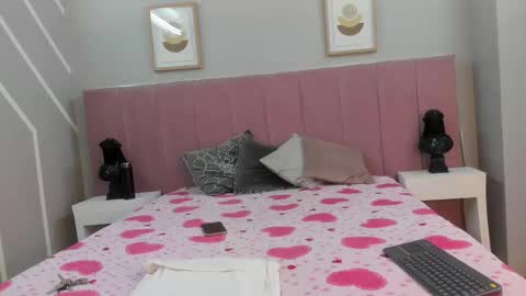 Snapshot of eva_mark chatting on 02.18.26 Eva online show from 02.18.26