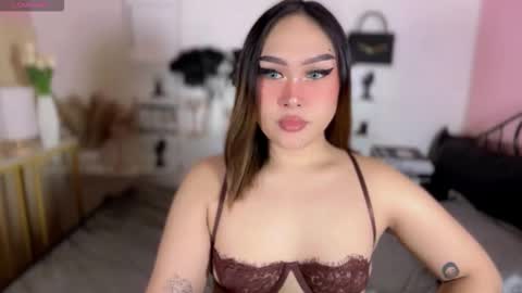 Queen Eva Mazikeen online show from 02.15.26