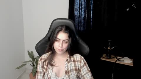 eva_monn online show from 01.05.25