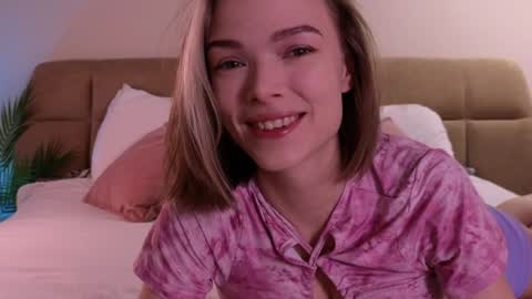 Snapshot of eva_natsumi chatting on 02.03.25 Eva online show from 02.03.25