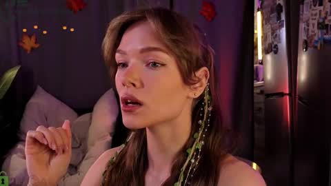 Snapshot of eva_natsumi chatting on 11.03.25 Eva online show from 11.03.25