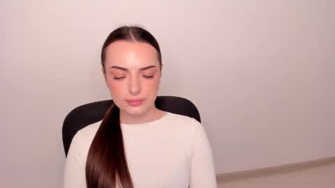 Eva online show from 03.11.25