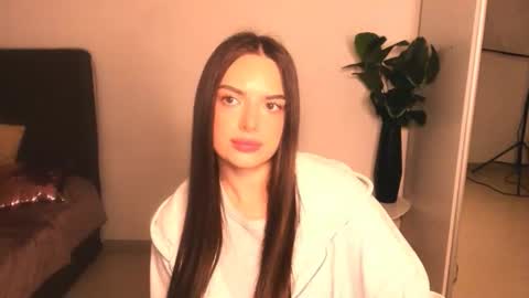 Eva online show from 04.10.26