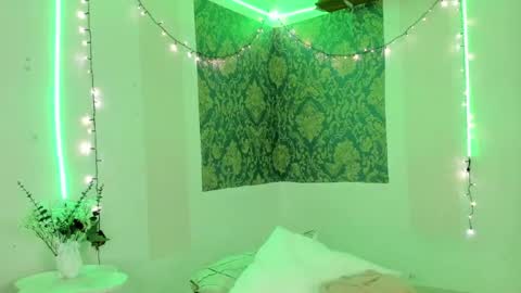Eva  online show from 05.21.26