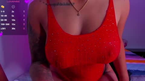 Eva Shinee online show from 01.23.25