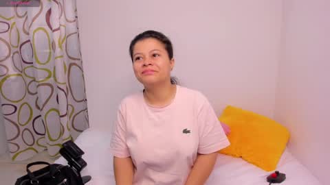 Estefania online show from 12.31.24