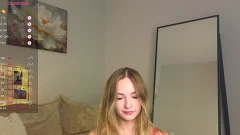 Snapshot of eva_vex chatting on 12.03.24 Hello Im Eva online show from 12.03.24