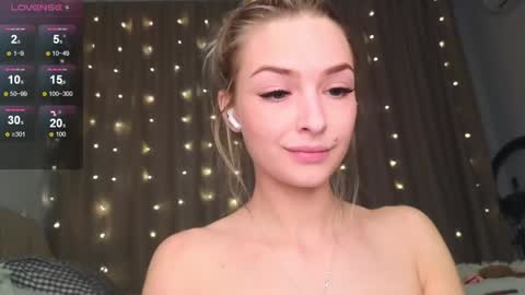 Snapshot of eva_vex chatting on 01.16.25 Hello Im Eva online show from 01.16.25