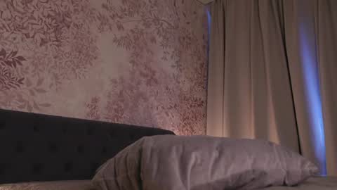 Snapshot of eva_vex chatting on 07.28.26 Hello Im Eva online show from 07.28.26