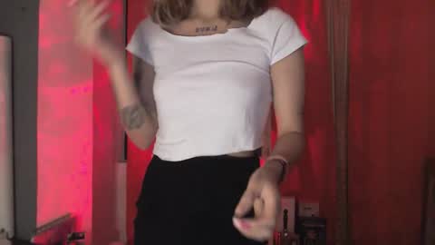 MISS EVY online show from 02.01.26