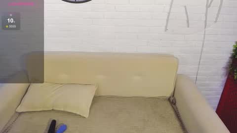 Hi Im Eva new here online show from 11.29.25