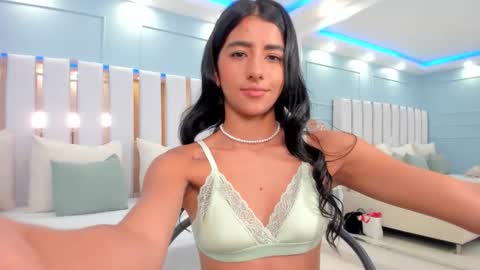 Eva online show from 10.17.25