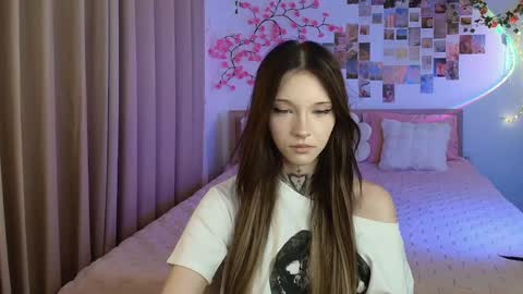 evaasilence online show from 04.17.26