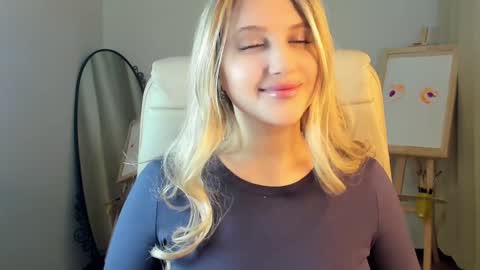 Eva  online show from 01.30.25