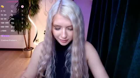 Eva  online show from 04.23.26