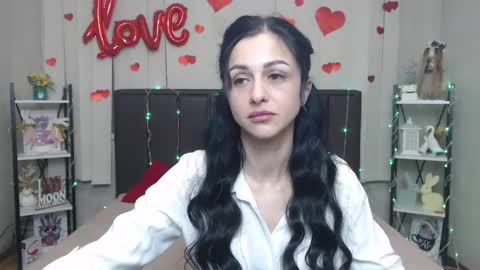 EvaClarkk online show from 04.19.26