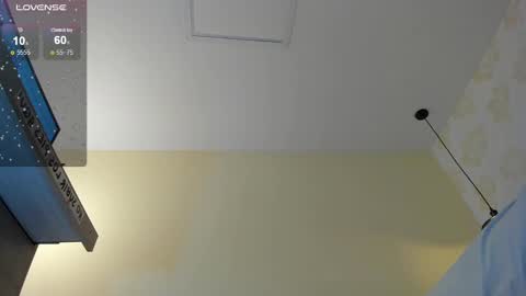 E V A  online show from 02.14.25