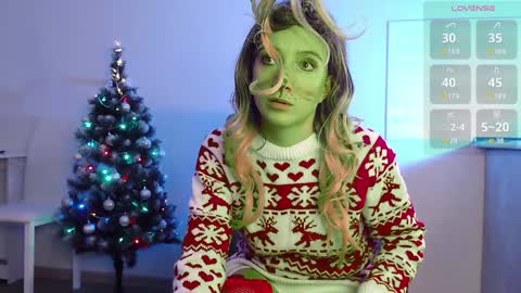 Snapshot of evahailey_ chatting on 12.26.24 Eva online show from 12.26.24