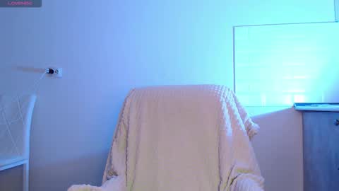 Snapshot of evahailey_ chatting on 09.09.25 Eva online show from 09.09.25