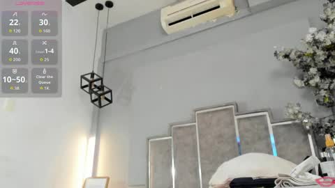 evahalston online show from 04.18.26