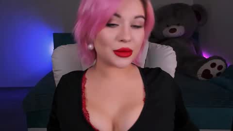 Eva online show from 12.14.24