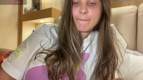 EvaHazard online show from 05.17.26