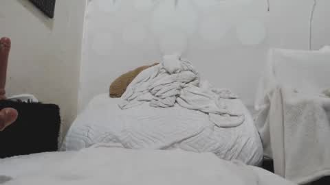 EVA  online show from 01.30.25