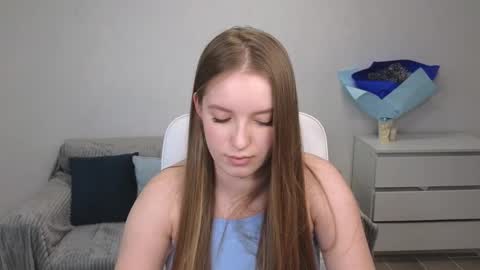 Snapshot of evajuly chatting on 12.22.24 Eva online show from 12.22.24