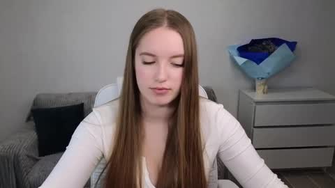 Snapshot of evajuly chatting on 12.25.24 Eva online show from 12.25.24