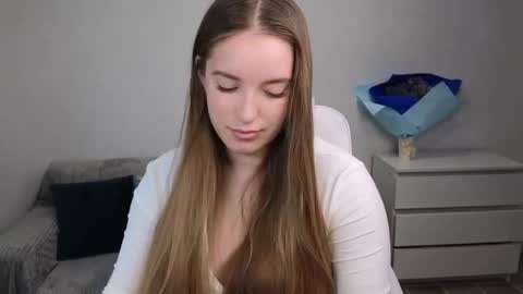 Snapshot of evajuly chatting on 01.13.25 Eva online show from 01.13.25