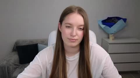 Snapshot of evajuly chatting on 01.20.25 Eva online show from 01.20.25