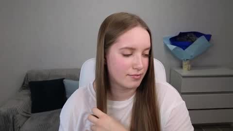 Snapshot of evajuly chatting on 01.25.25 Eva online show from 01.25.25