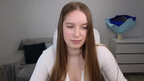 Snapshot of evajuly chatting on 01.29.25 Eva online show from 01.29.25