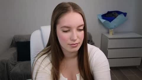 Snapshot of evajuly chatting on 02.05.25 Eva online show from 02.05.25